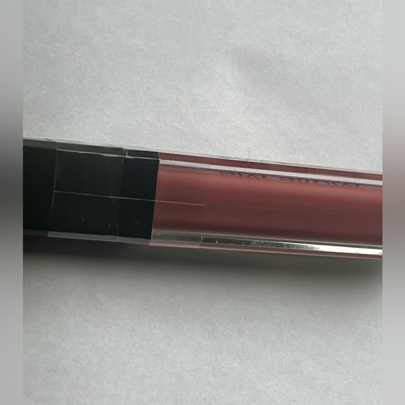 SLEEK MAKEUP Matte Me Lip Cream 6ml (0.21 fl oz) - Picture 6 of 6